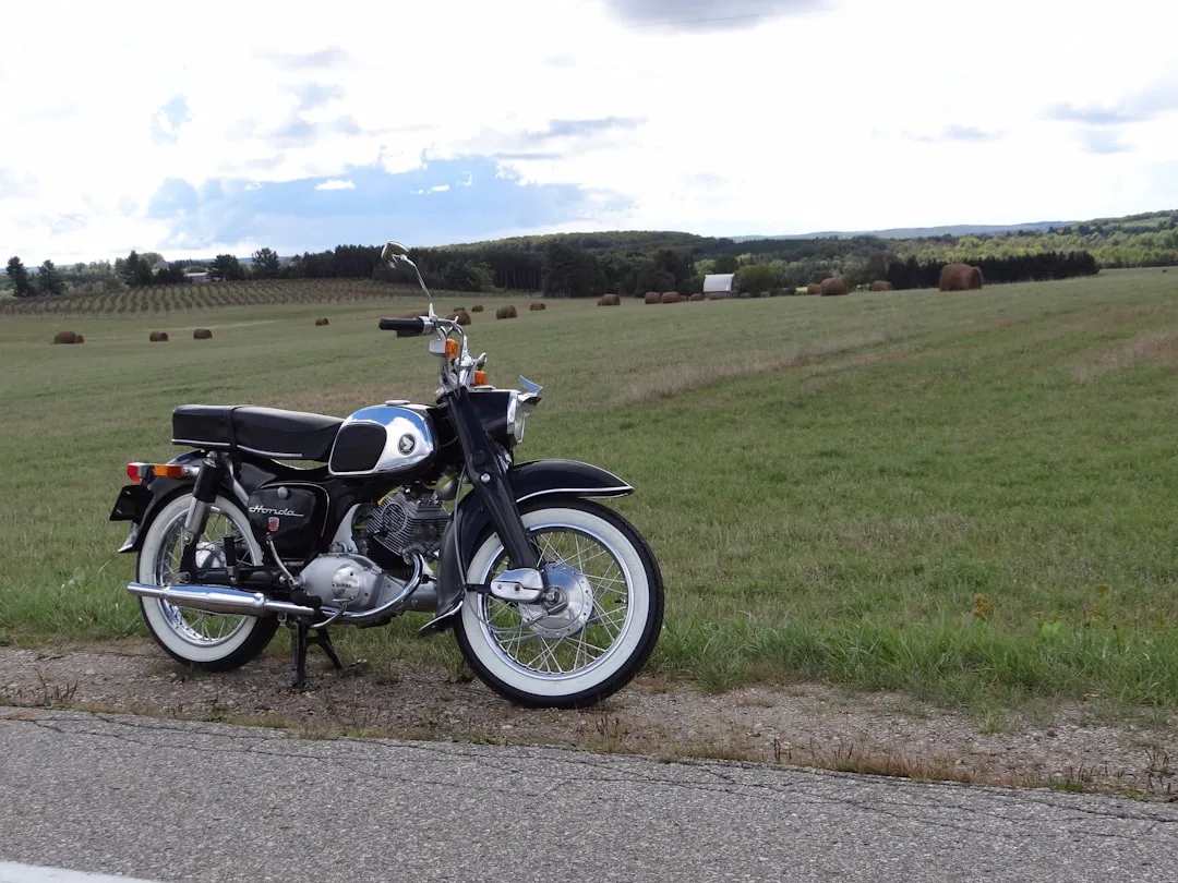Honda CA95
