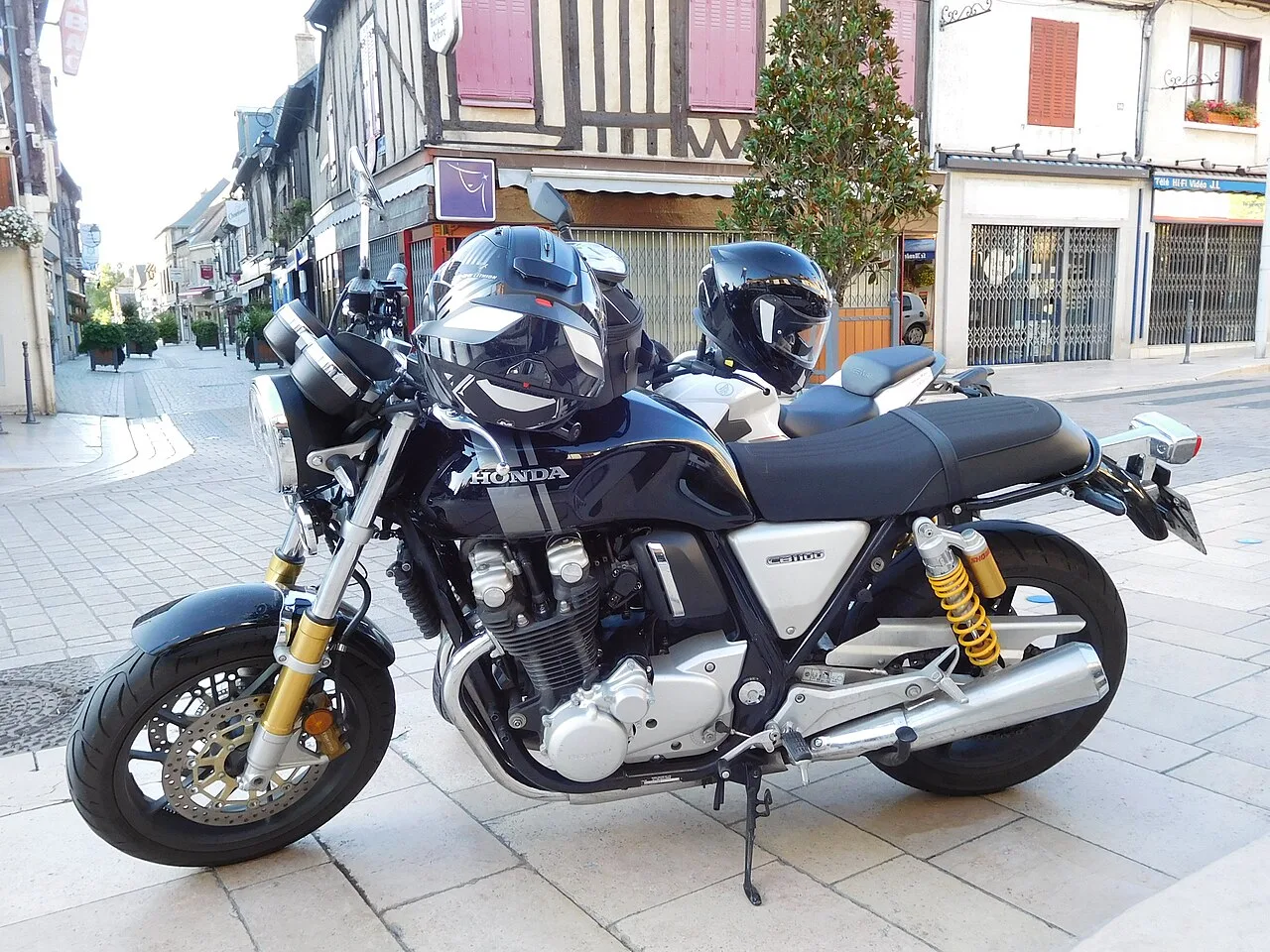Honda CB1100