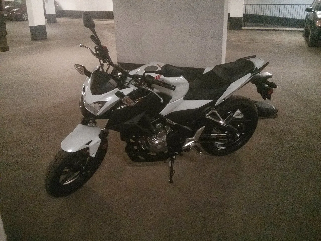 Honda CB300F