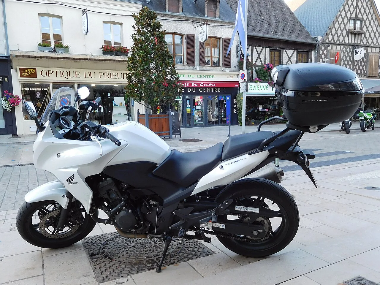 Honda CBF1000