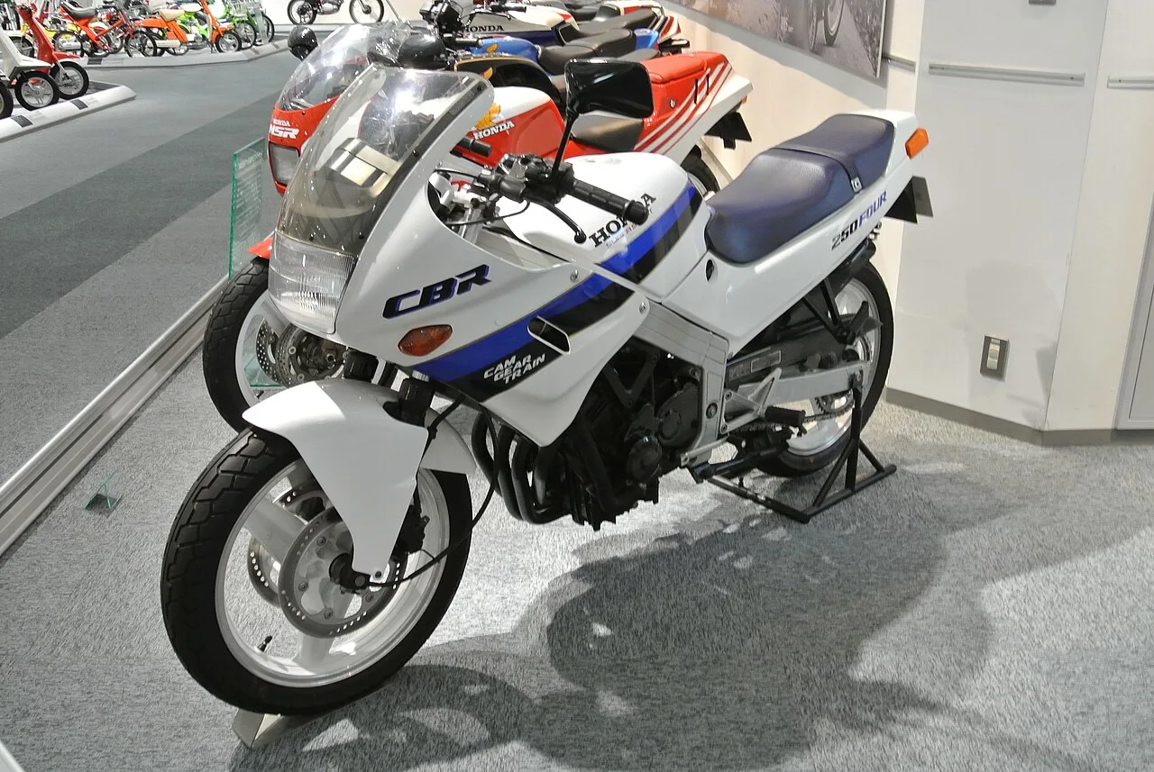 Honda CBR250