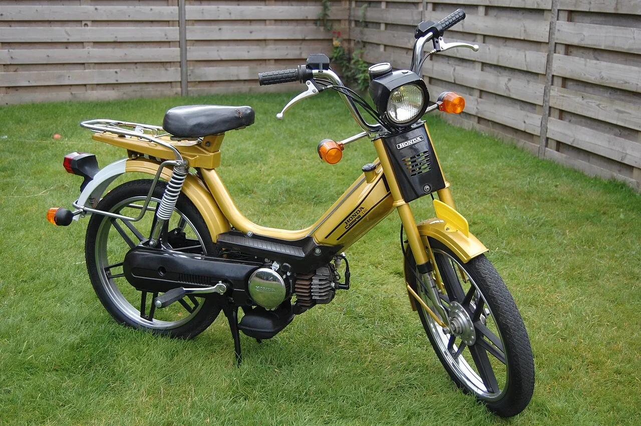 Honda PA50 PA50II (Hobbit full-speed / Camino полная версия)
