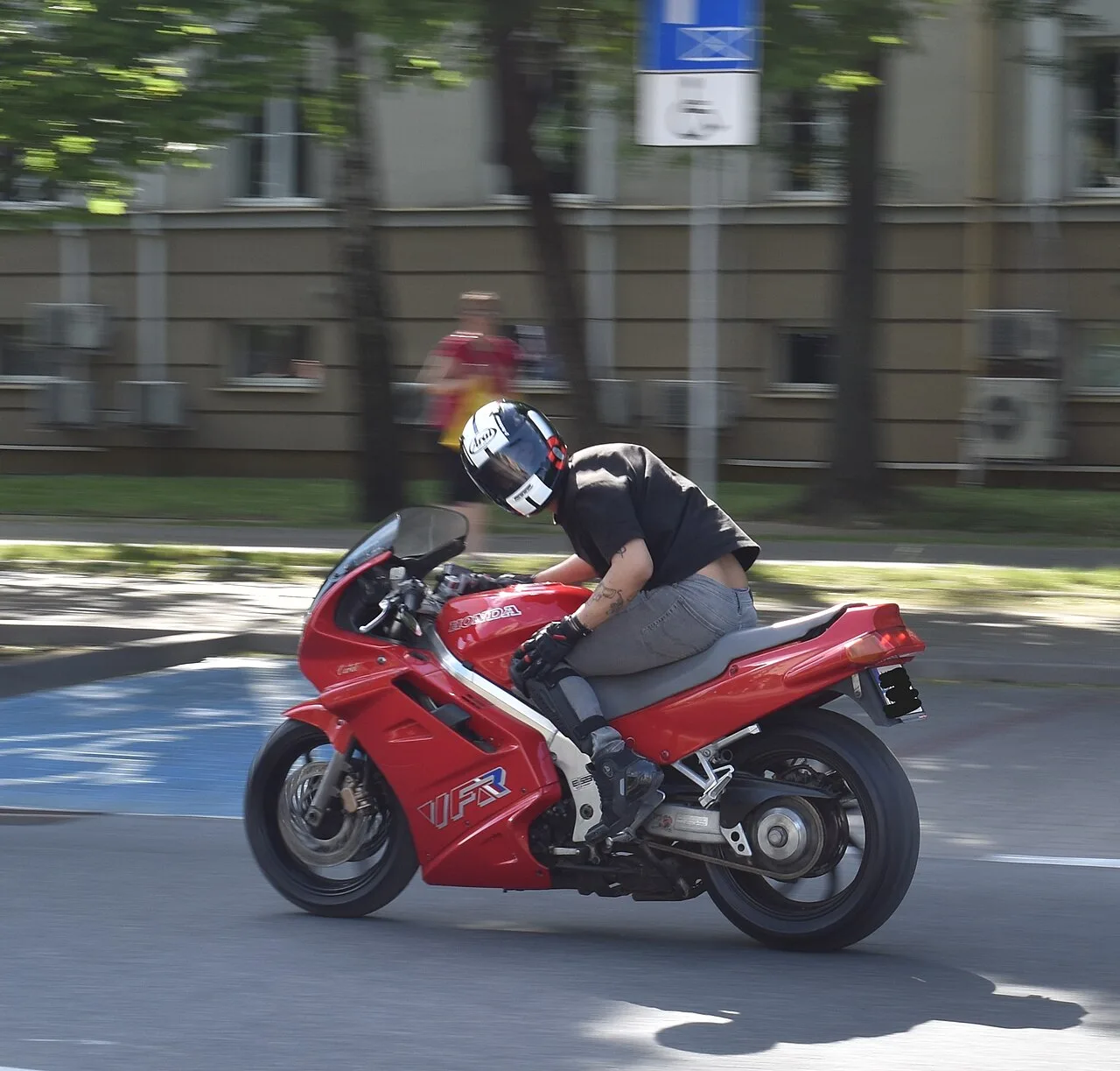 Honda VFR750F