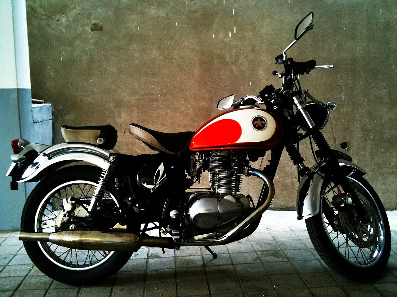 Kawasaki BJ250 (1996–1999)
