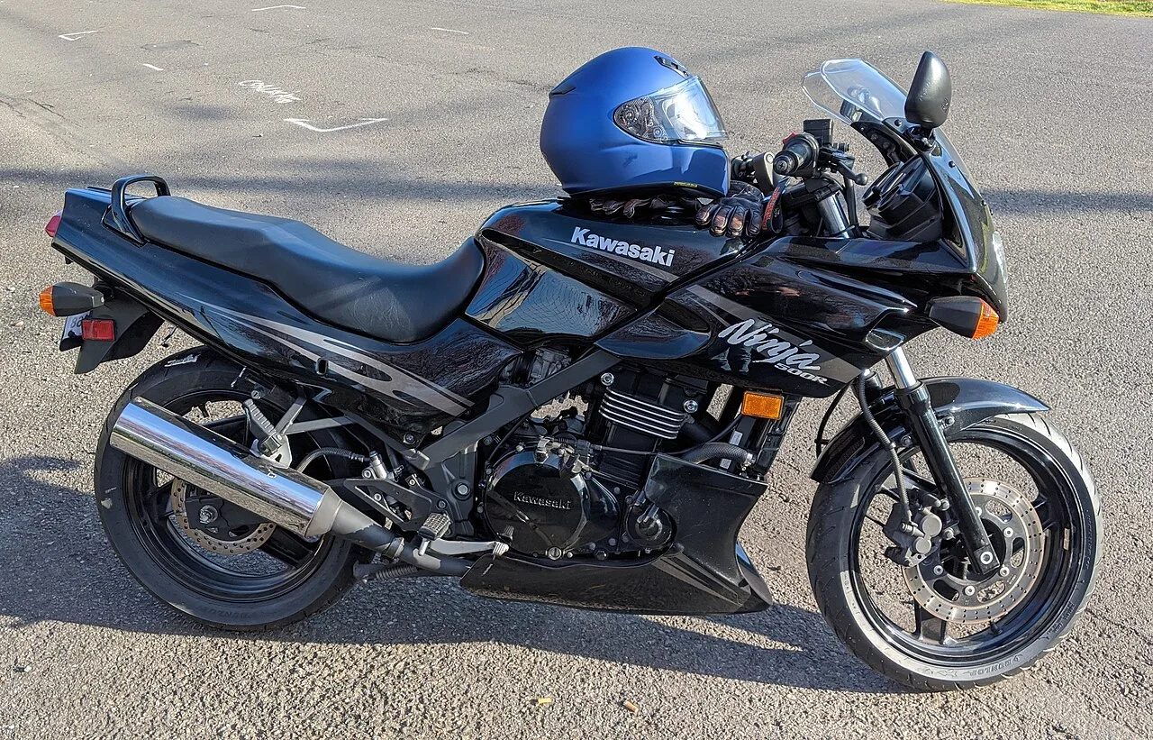 Kawasaki EX500 EX500 / Ninja 500R / GPZ500S (2-е поколение) 1994-2009