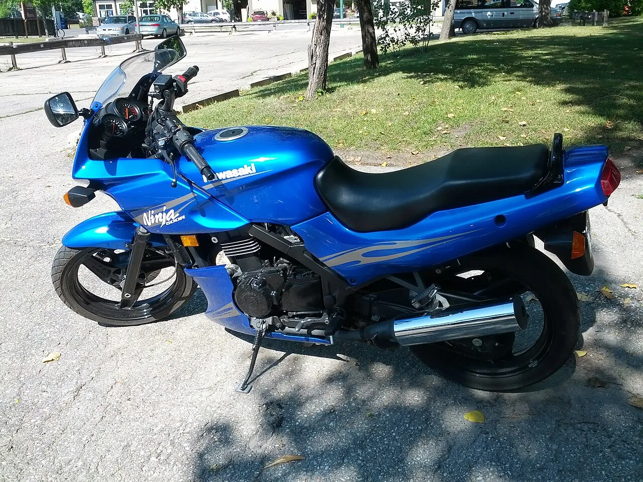 Kawasaki EX500 EX500 / Ninja 500R / GPZ500S (2-е поколение) 1994-2009
