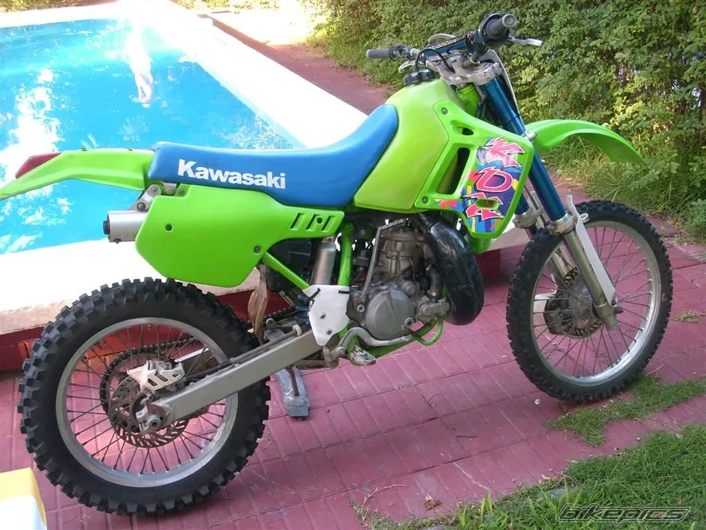 Kawasaki KDX200 KDX200 C (1986-1988) - система KIPS и передний дисковый тормоз