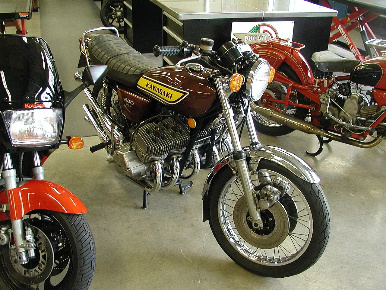 Kawasaki KH250 KH250-B4 (1979)