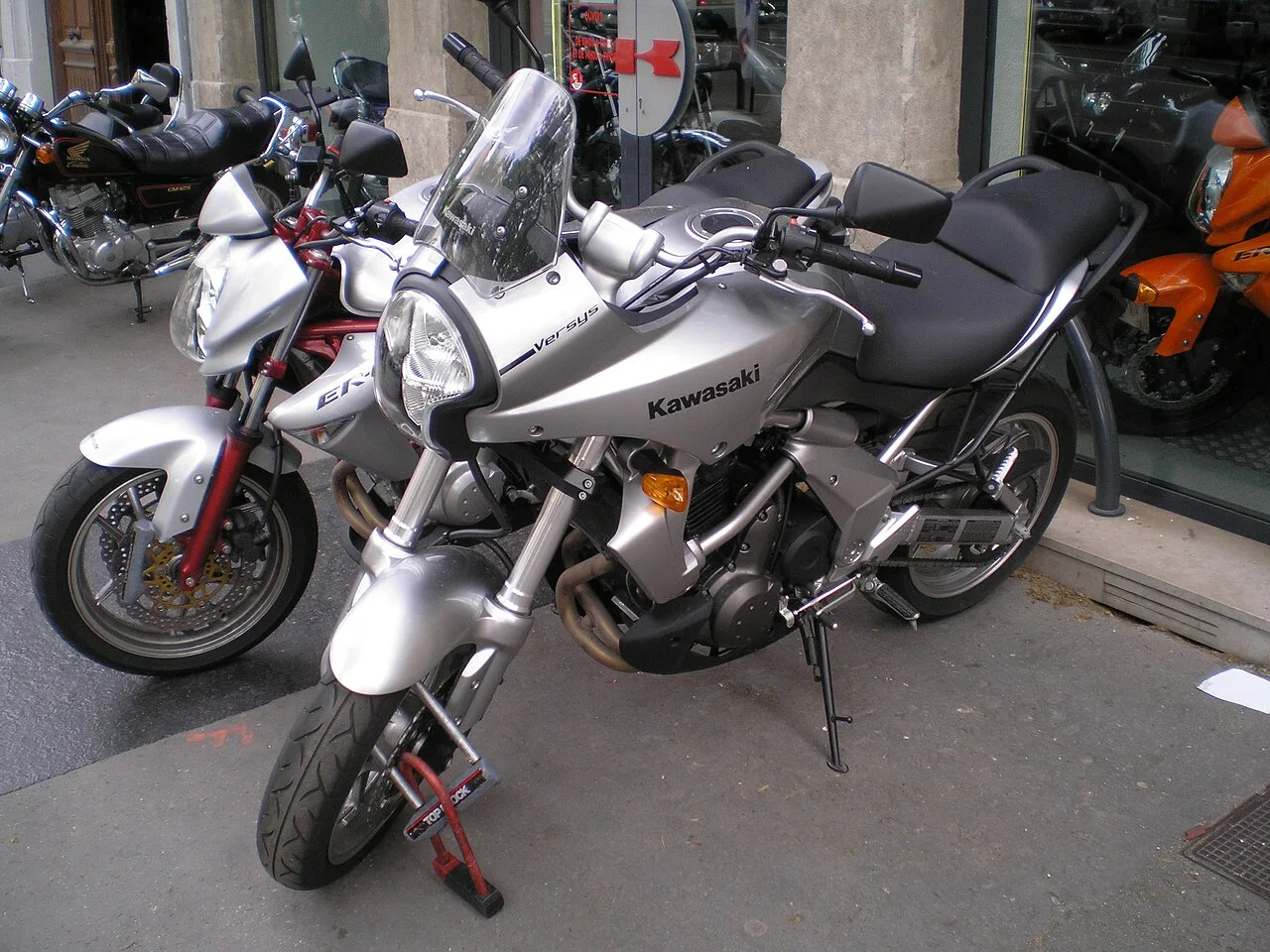 Kawasaki KLE650 (2007–2009)
