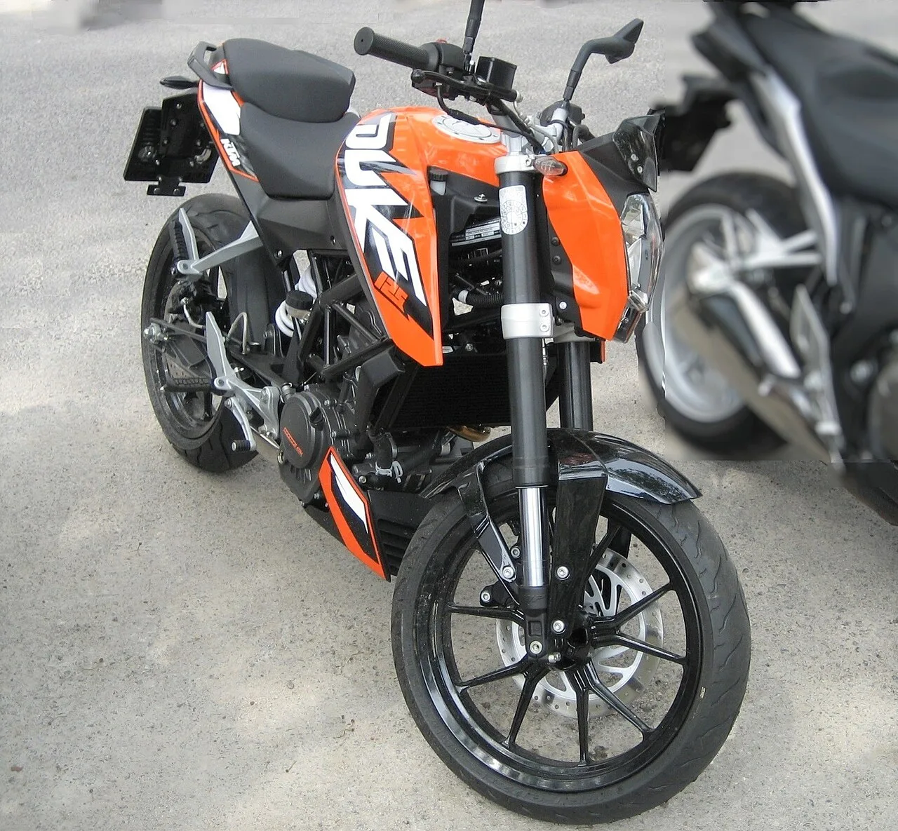 KTM 125