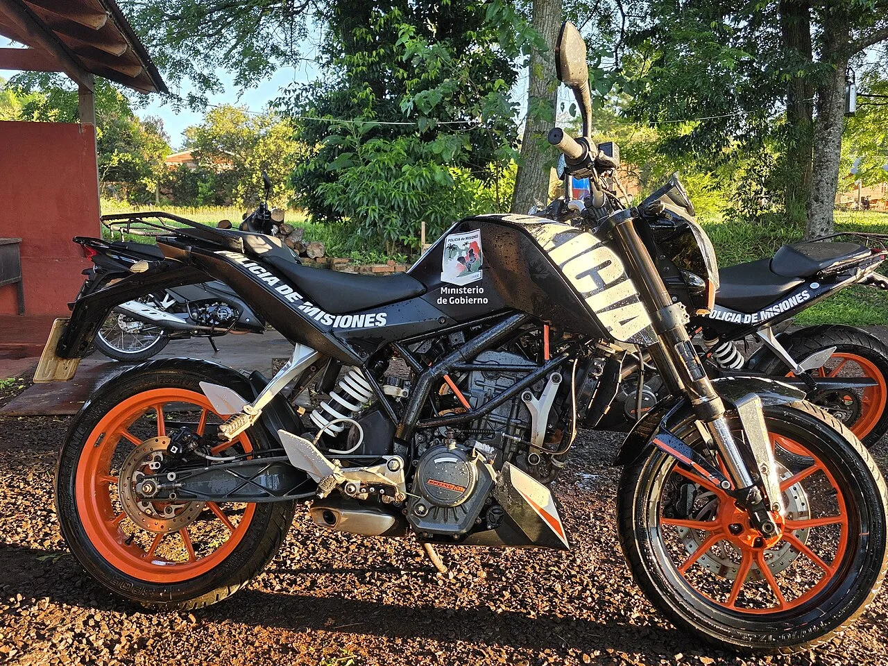 KTM 200