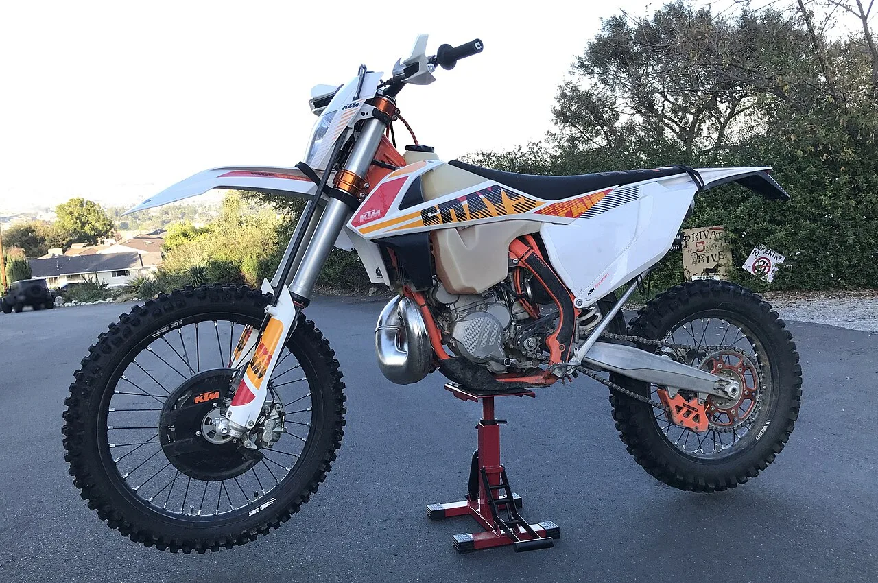 KTM 300
