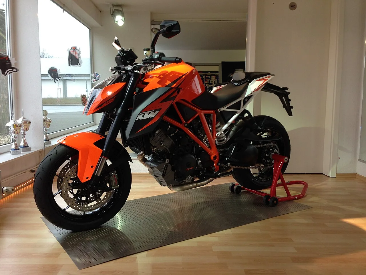 KTM 85