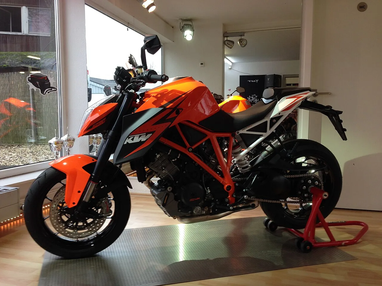 KTM 85