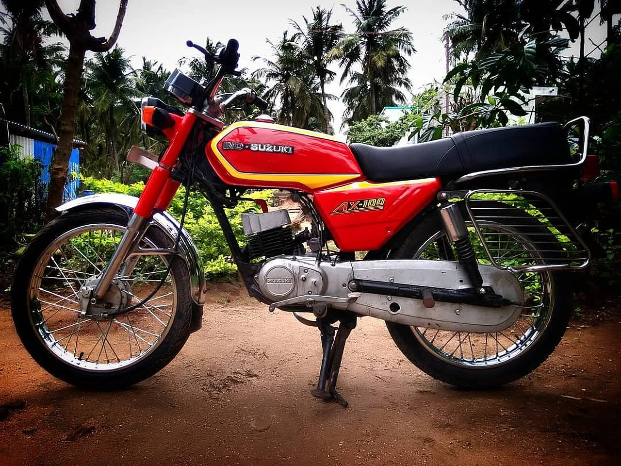 Suzuki AX100