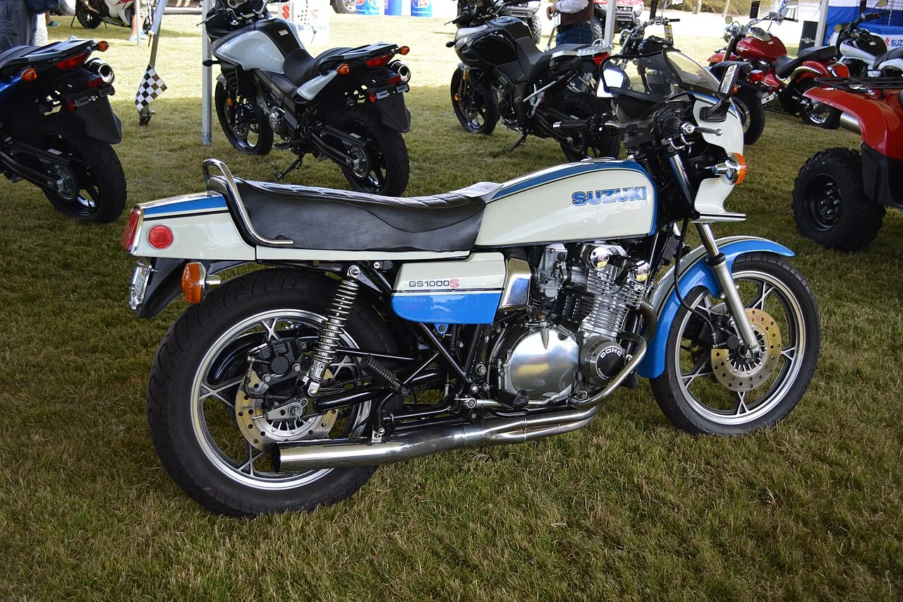 Suzuki GS1000 GS1000 / GS1000C (базовая версия)