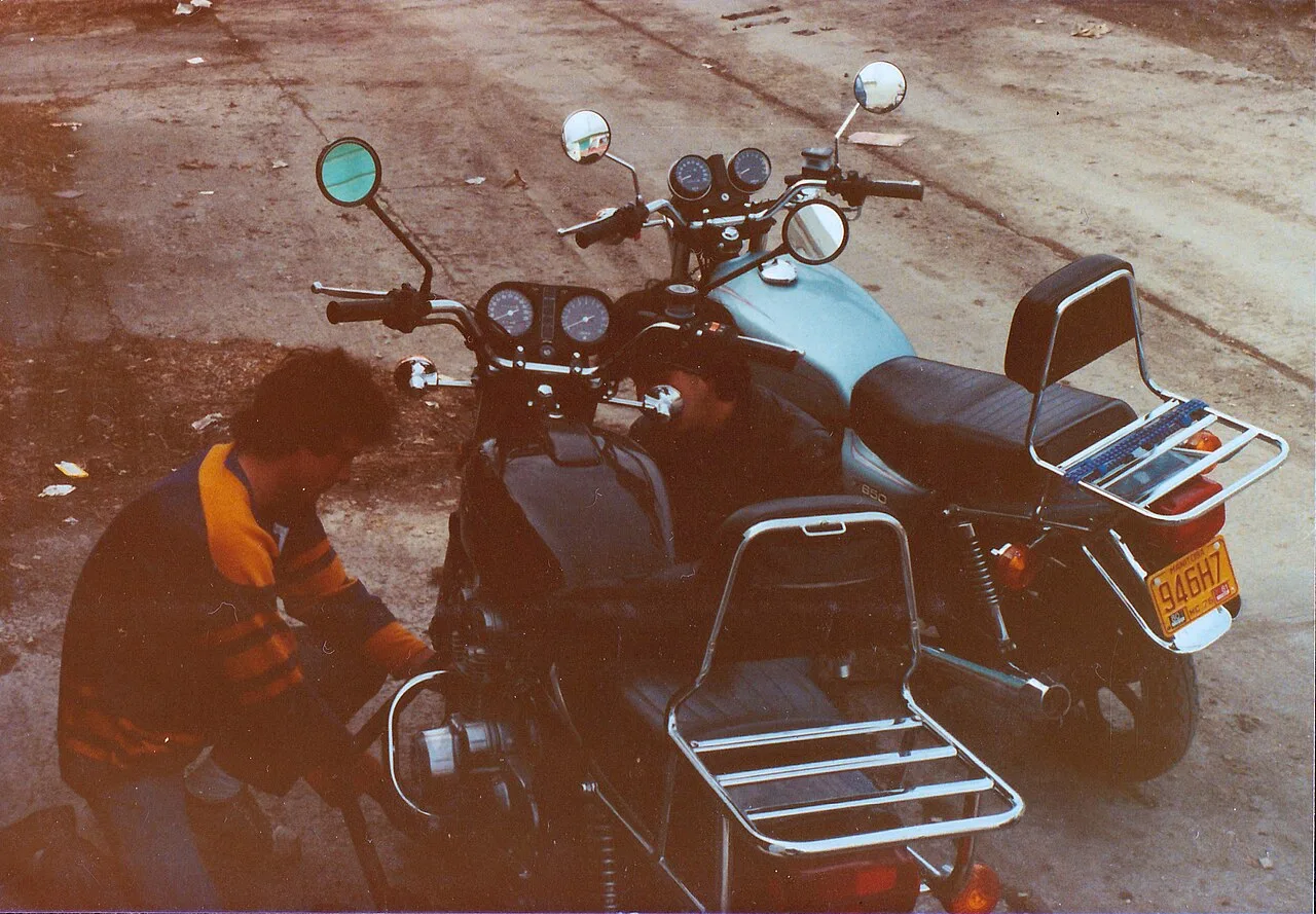 Suzuki GS550 (1979–1986)