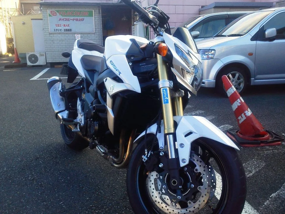 Suzuki GSR750 GSR750 (2014) / GSR750Z Yoshimura Special Edition