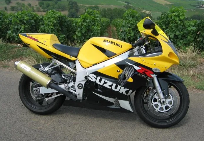 Suzuki GSX600 GSX600F GN79A (1998-2006) - второе поколение