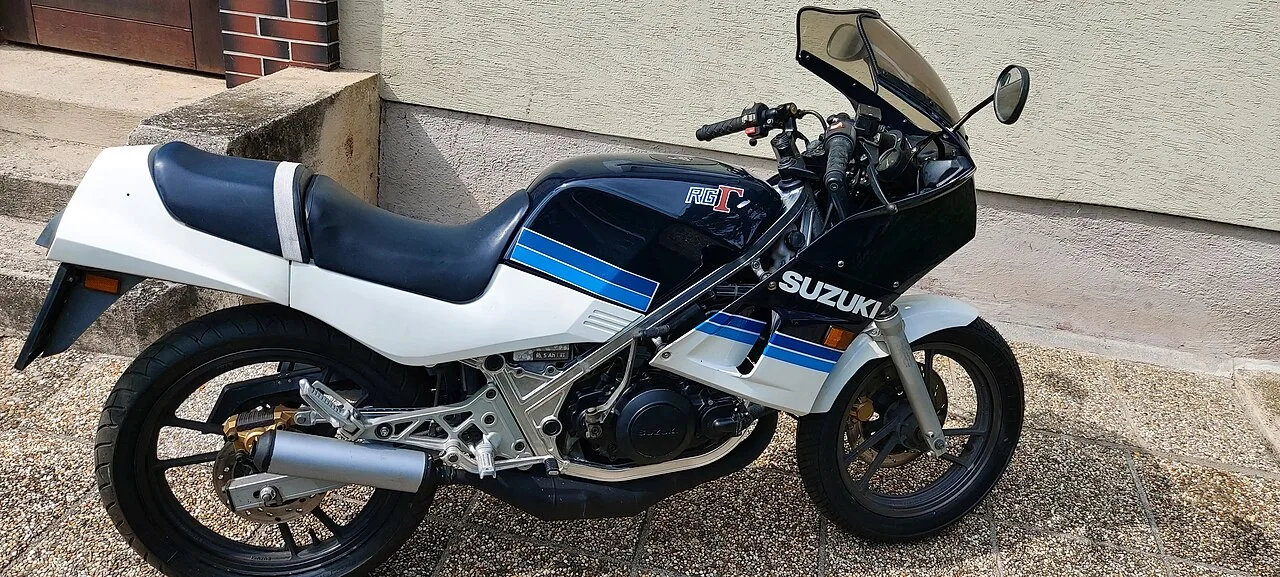 Suzuki RG250