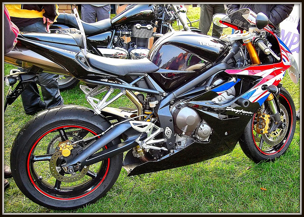 Triumph Daytona 675