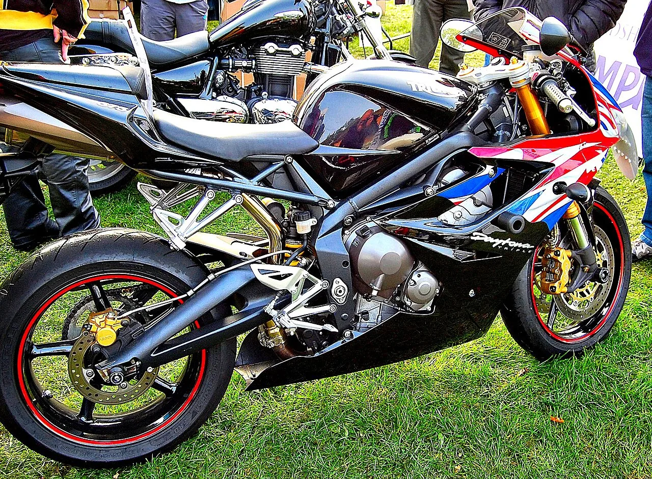 Triumph Daytona 675