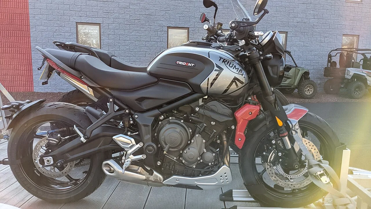 Triumph Trident 660