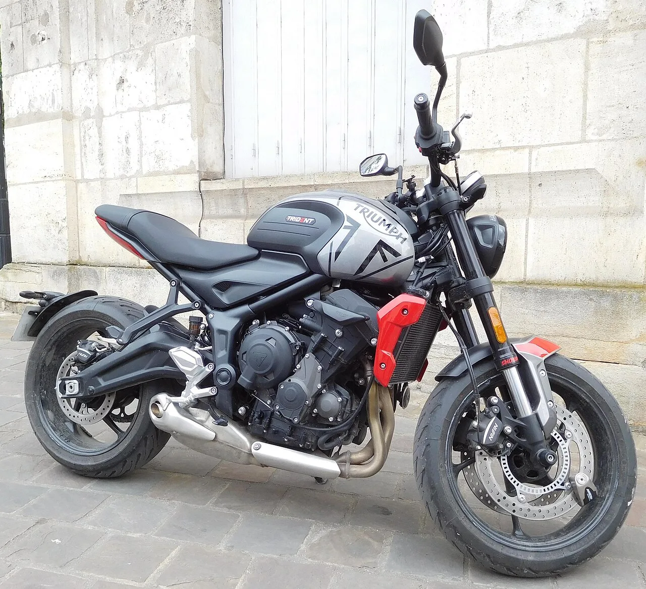 Triumph Trident 660