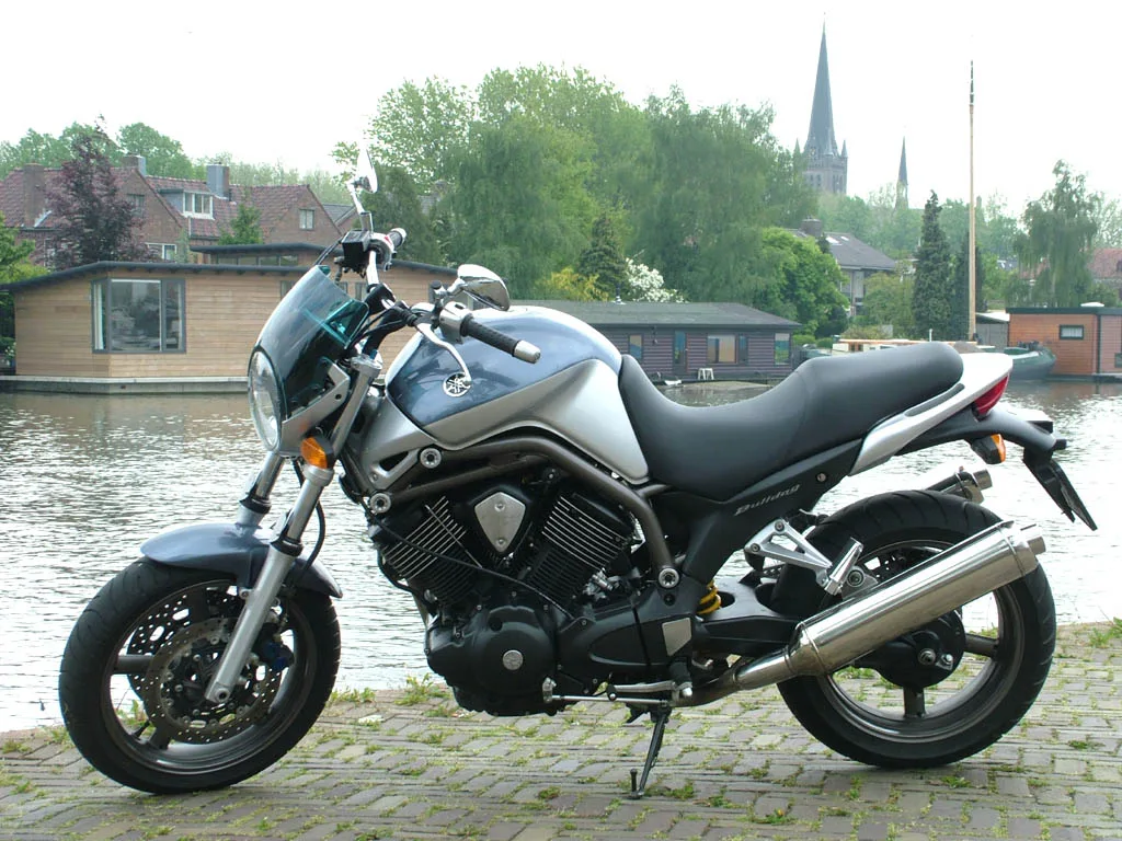 Yamaha BT1100