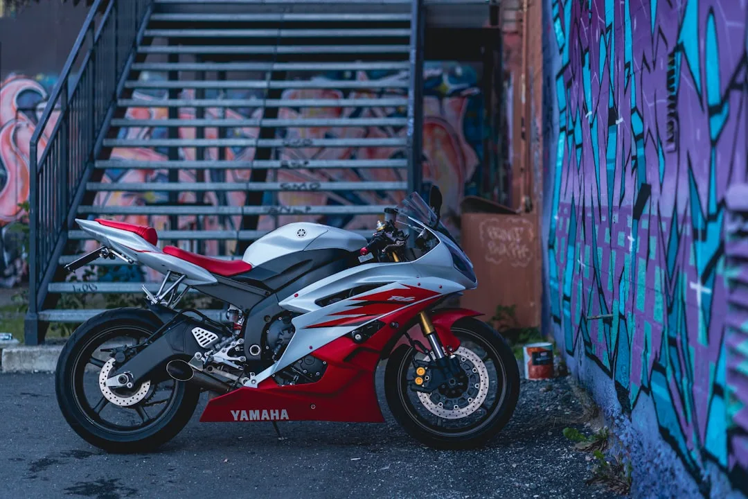 Yamaha EA06