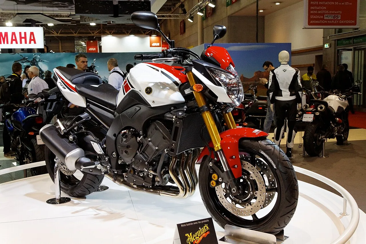 Yamaha FZ8