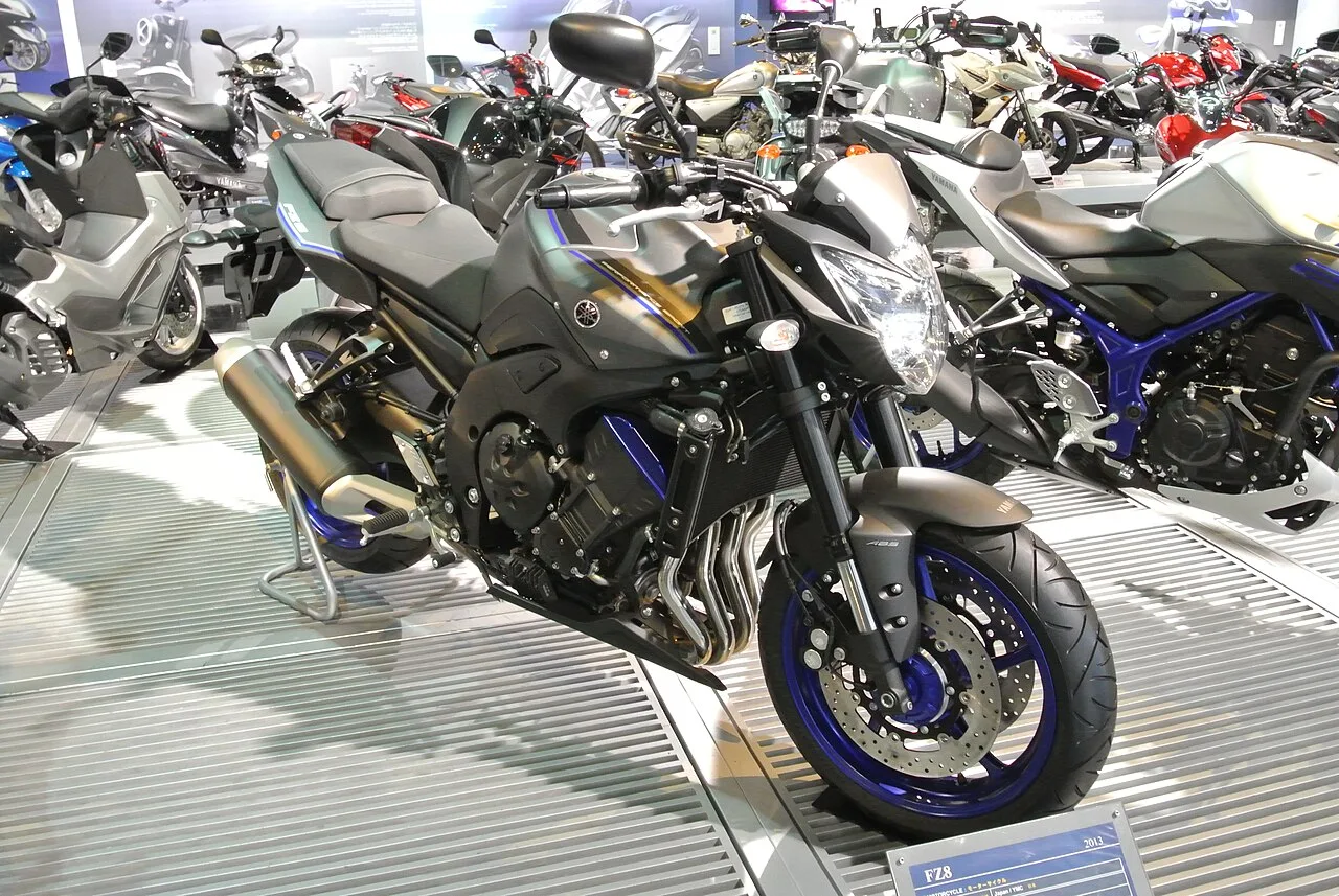Yamaha FZ8