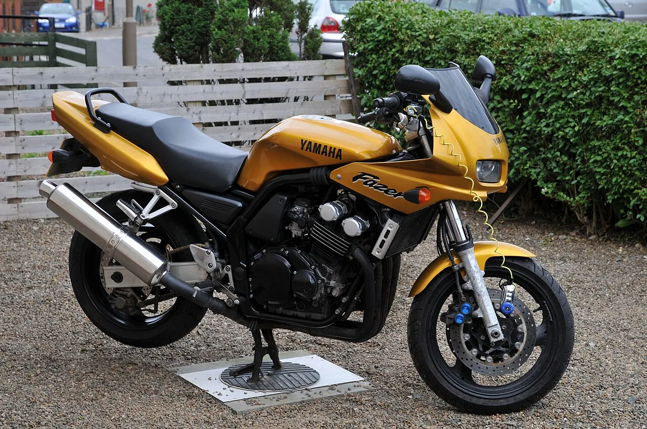 Yamaha FZS600 FZS600 Fazer (1998-1999)