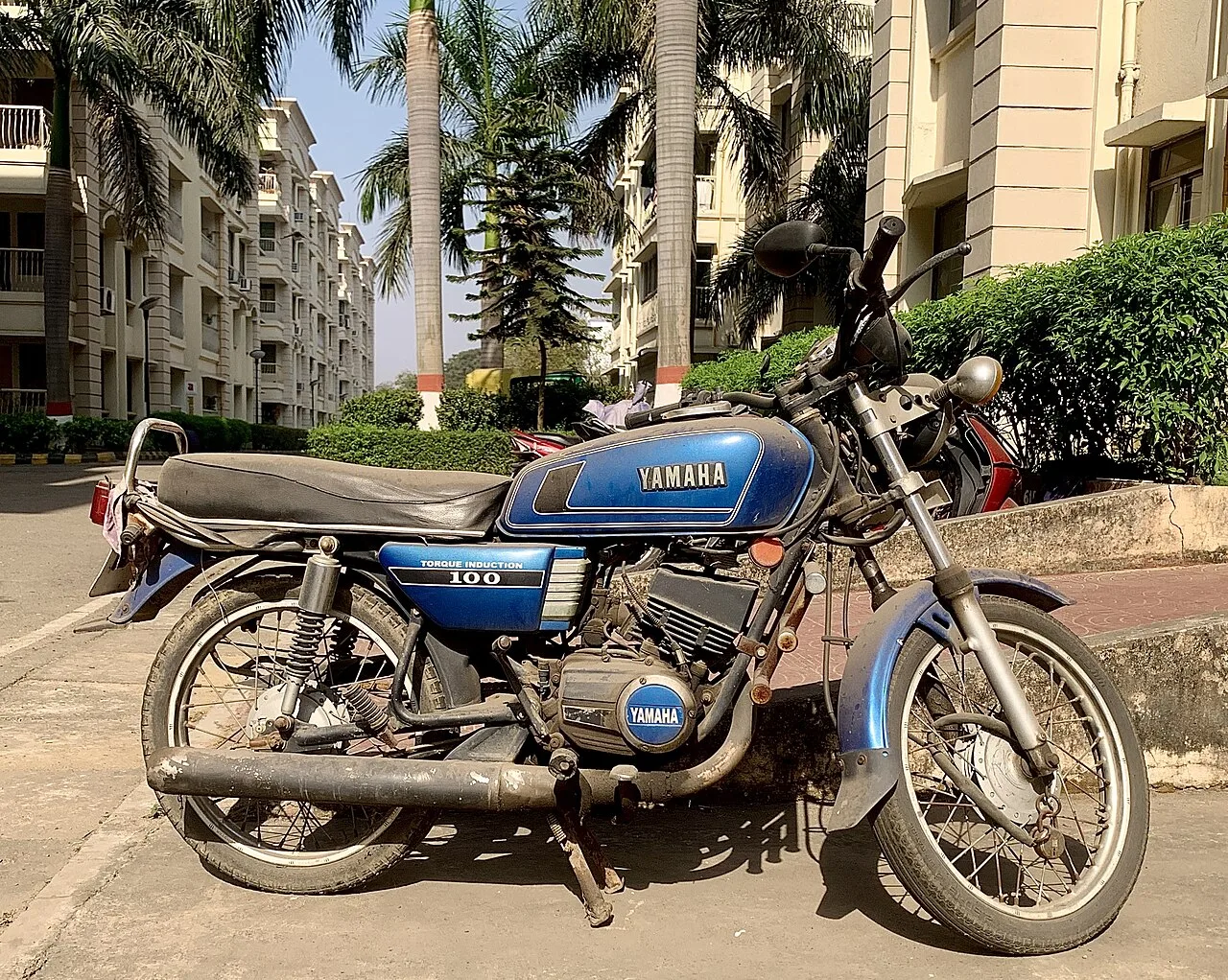 Yamaha RS100 RS 100 (1976-1981)
