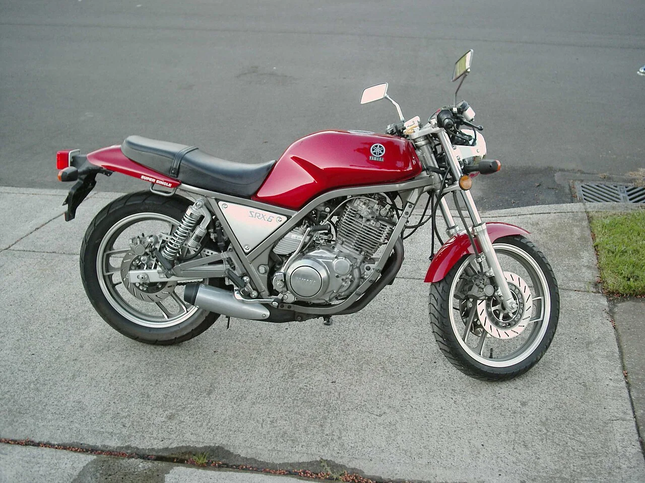 Yamaha SRX600 (1988–1990)