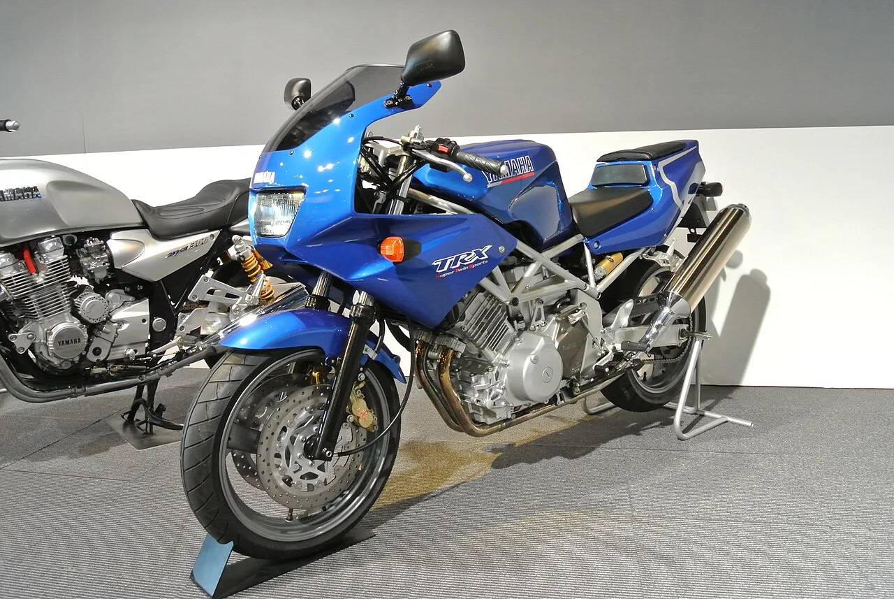 Yamaha TRX850 (1998–2000)