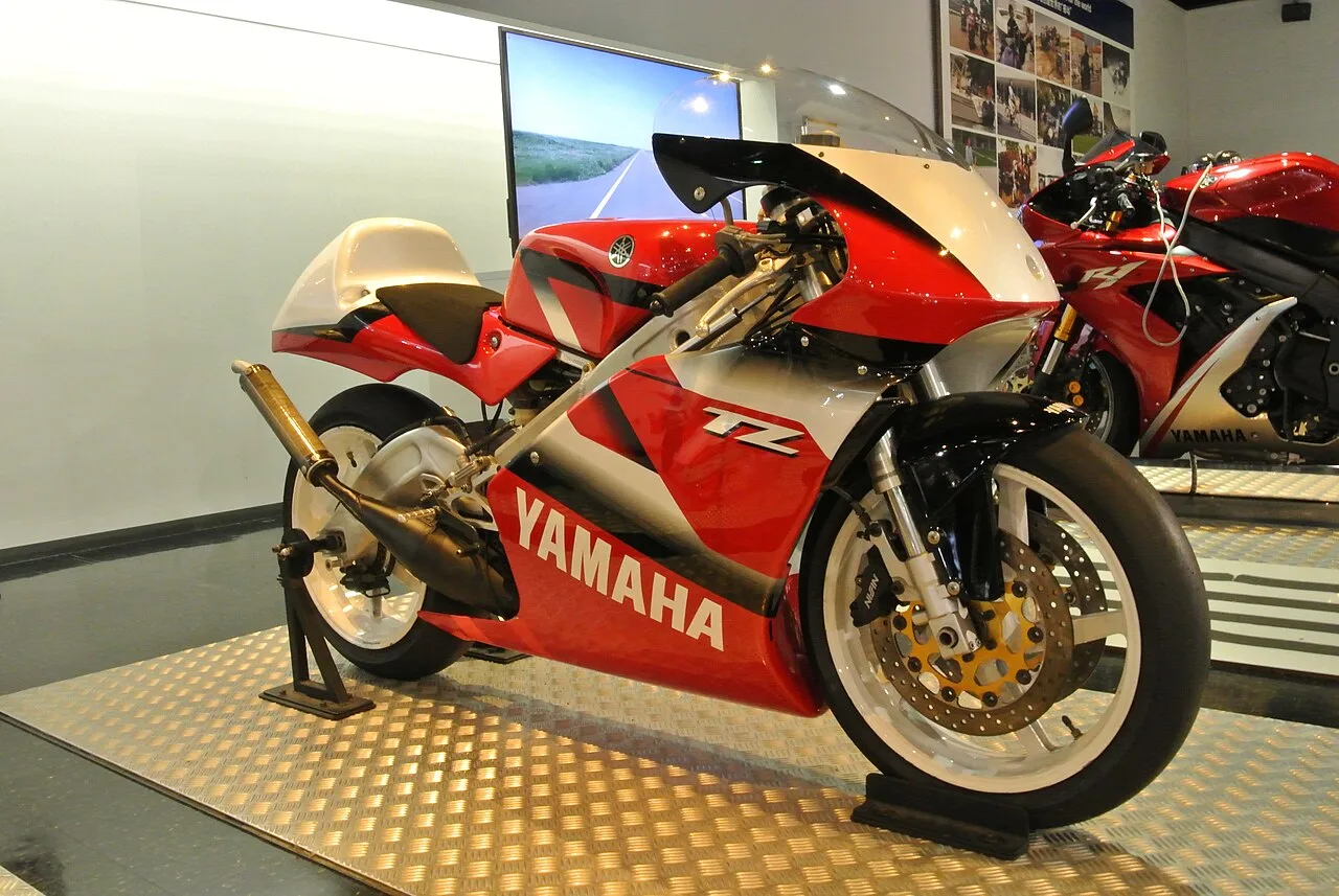 Yamaha TZ250 TZ250 YPVS (1981–1990)