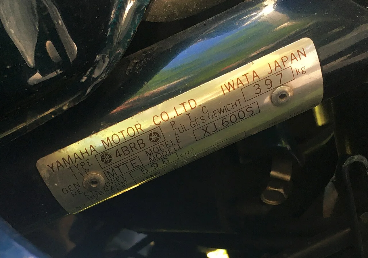 Yamaha XJ600 XJ600N Diversion (1994-1997)