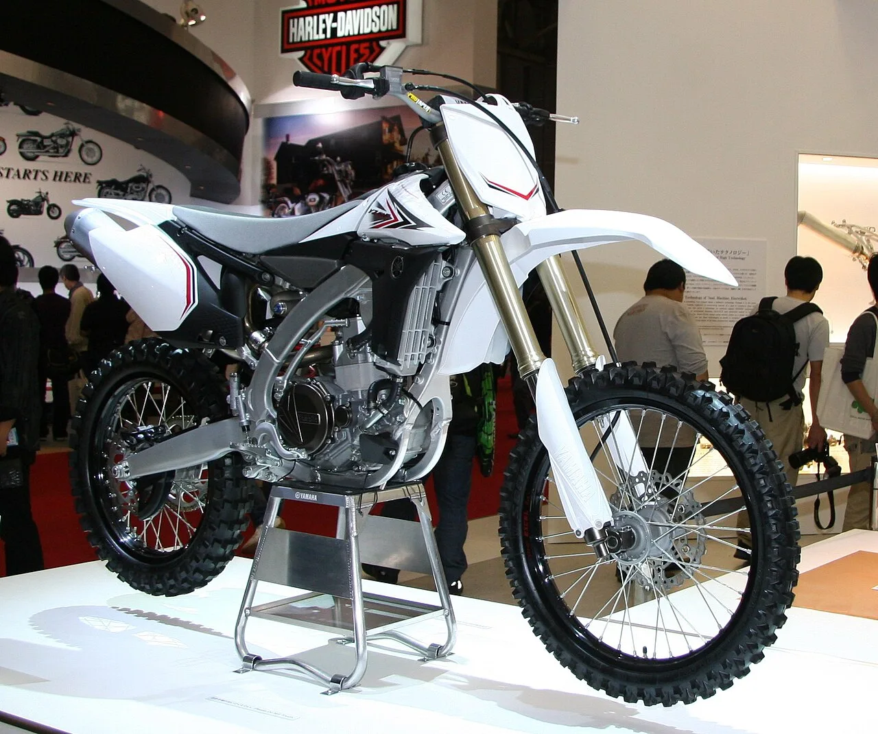 Yamaha YZ450F 2023-2025