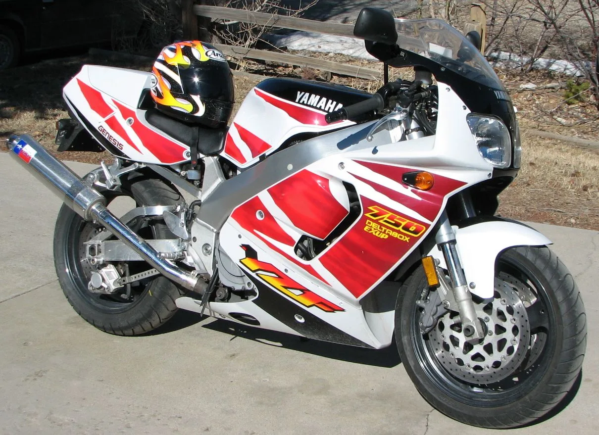 Yamaha YZF750 (1997–1998)